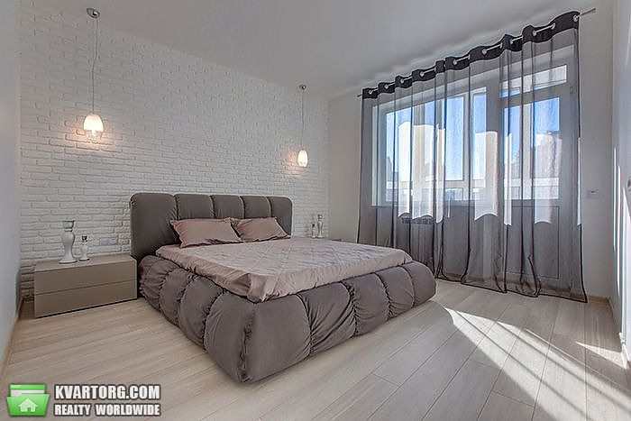 Rent out 2-room apartment. Киев,  Днепровская наб — photo 3