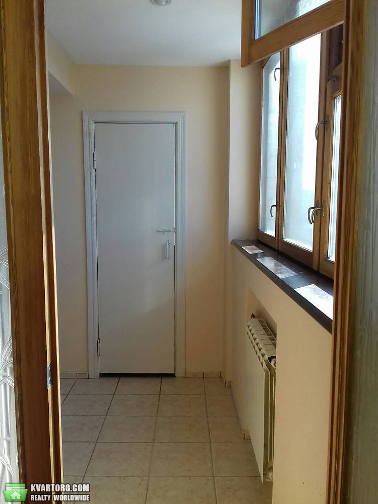 Rent out 2-room apartment. Киев,  Пожарского — photo 5