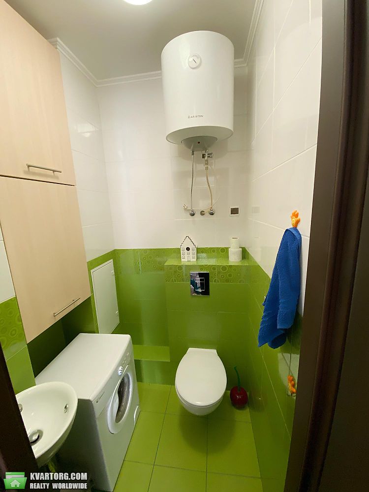 Sell 3-room apartment. Киев, Регенераторная — photo 9