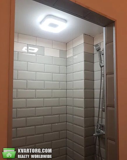 Sell 2-room apartment. Киев,  Набережно-Крещатикская — photo 4