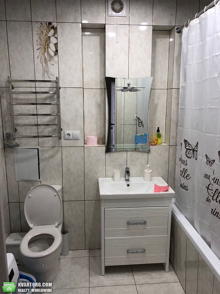 Rent out 1-room apartment. Киев, Конева — photo 3