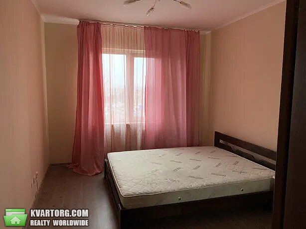 Rent out 3-room apartment. Киев,  Харьковское шоссе — photo 9