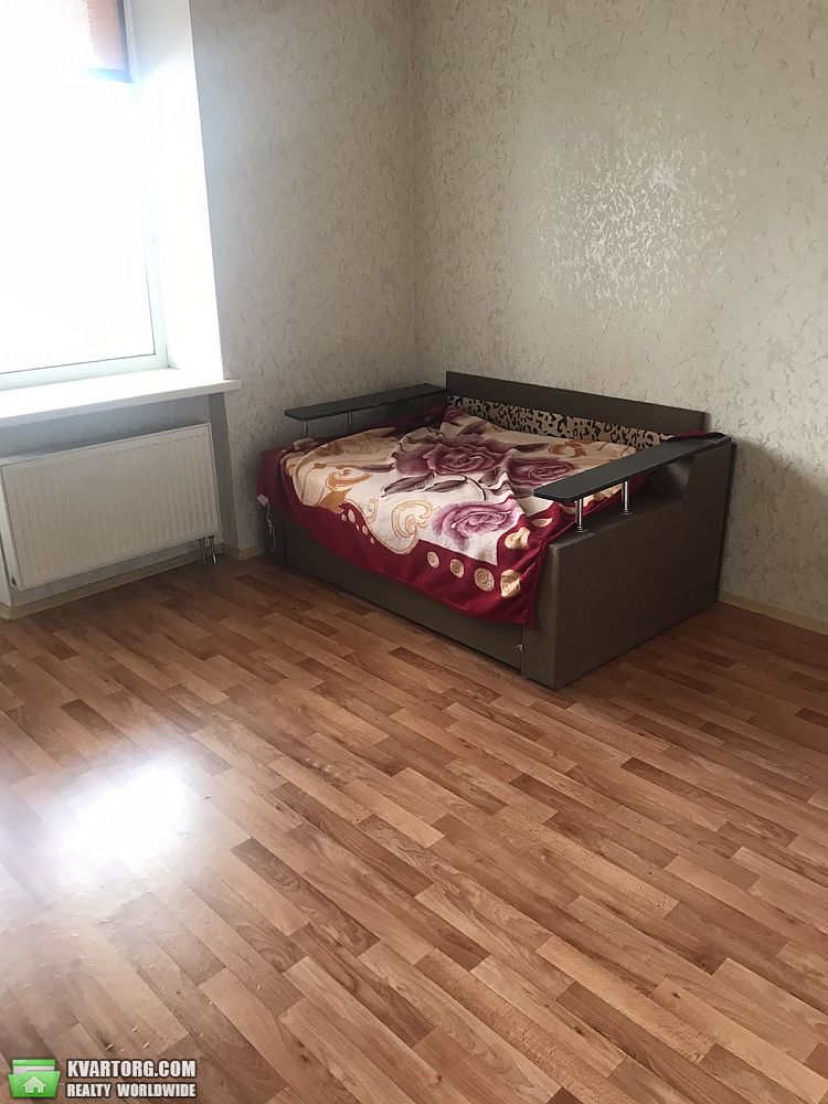 Rent out 3-room apartment. Киев, Алма-Атинская — photo 7