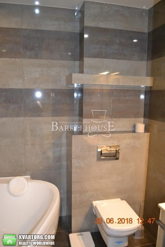 Rent out 3-room apartment. Киев, Сикорского — photo 8