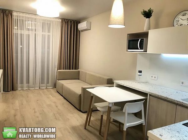Rent out 1-room apartment. Киев,  Васильковская — photo 1