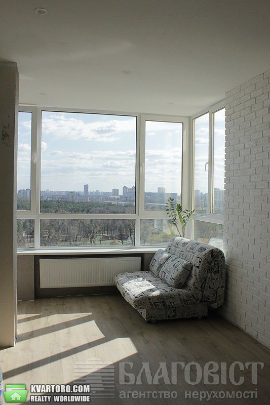 Sell 2-room apartment. Киев,  Воскресенская — photo 3