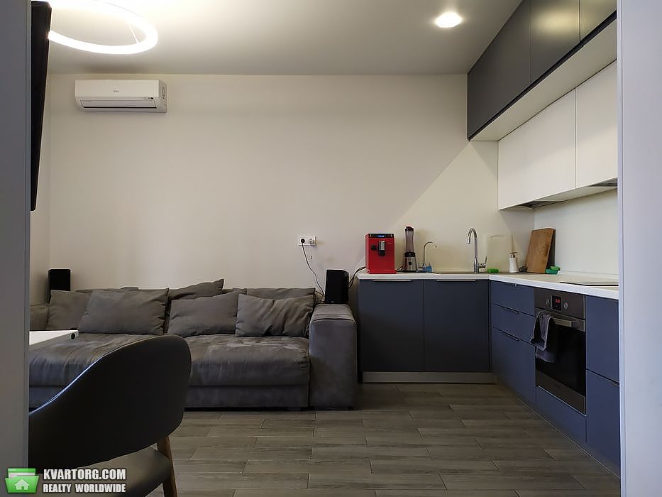 Sell 2-room apartment. Киев,  Панельная — photo 4