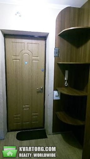 Sell 3-room apartment. Киев,  Метростроевская — photo 3