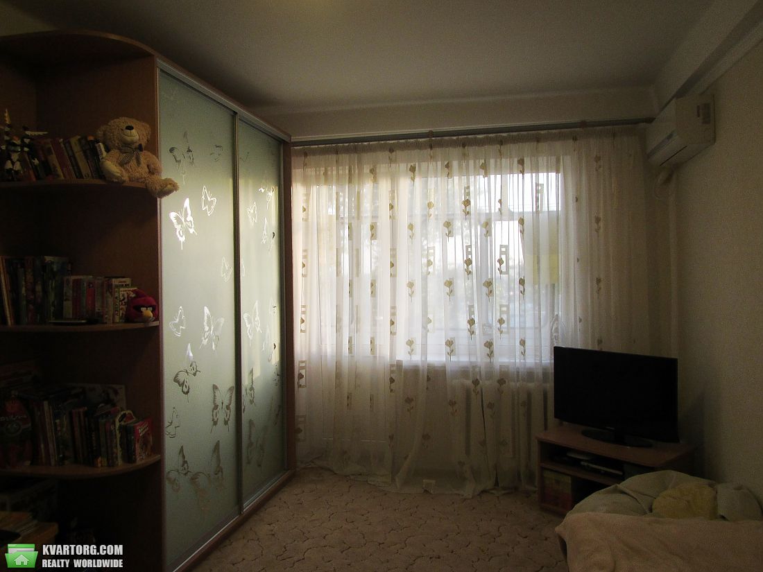 Sell 1-room apartment. Киев, Зодчих — photo 7