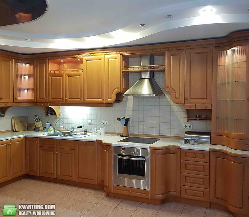 Sell 3-room apartment. Киев,  Вузовская — photo 1