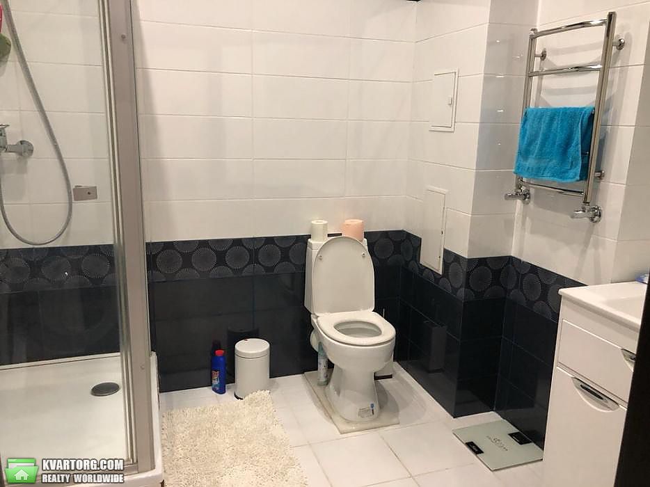 Rent out 3-room apartment. Киев,  Черновола — photo 7