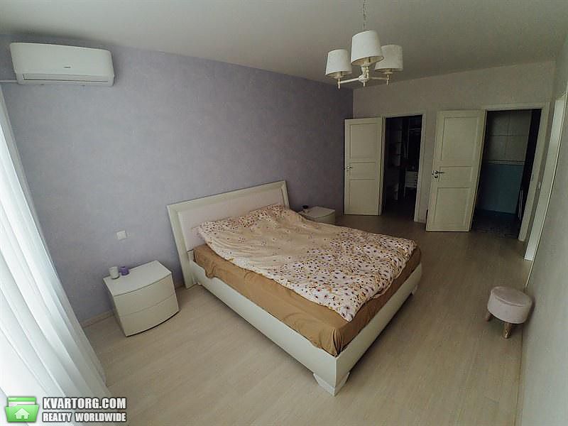 Rent out 3-room apartment. Киев, Левитана — photo 4