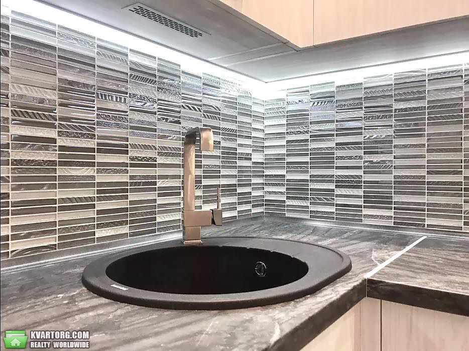 Rent out 1-room apartment. Киев,  Антоновича — photo 10