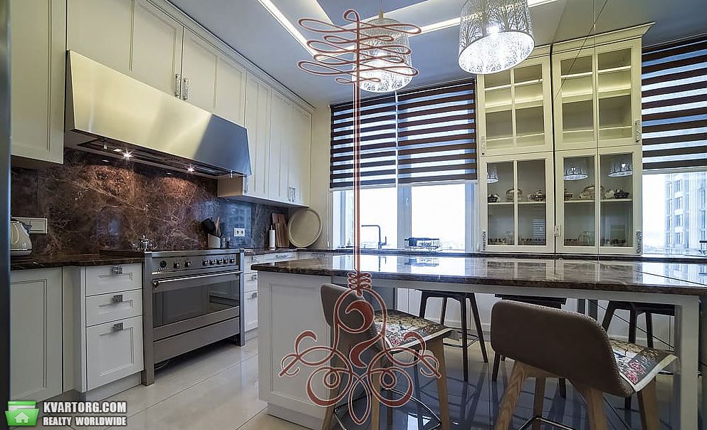 Sell 4-room apartment. Киев,  Драгомирова — photo 3