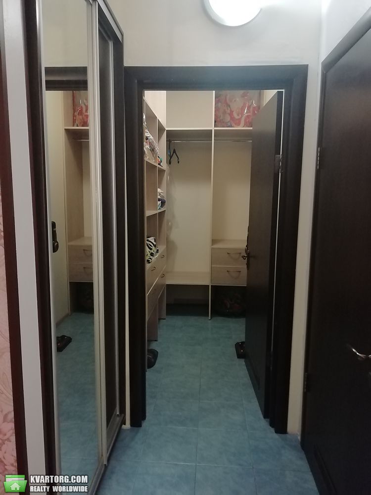 Rent out 1-room apartment. Киев,  Харьковское шоссе — photo 8