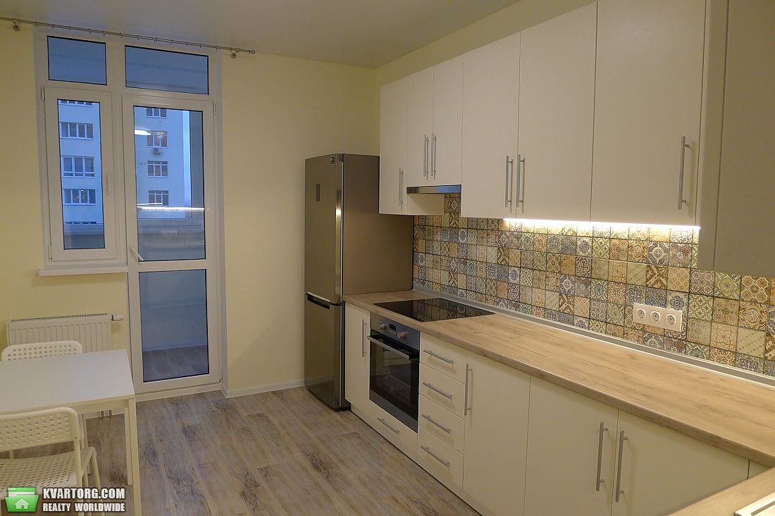 Rent out 1-room apartment. Киев, Воскресенская — photo 4