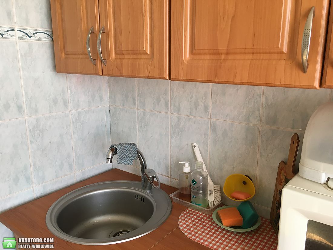 Sell 2-room apartment. Киев,  Дубровицкая — photo 5