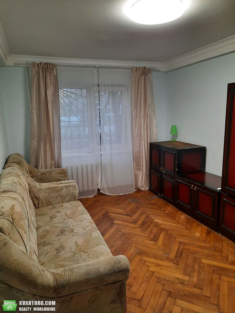 Rent out 2-room apartment. Киев, Полярная — photo 4