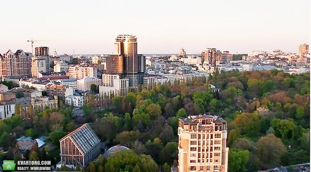 Rent out 2-room apartment. Киев,  Жилянская — photo 6