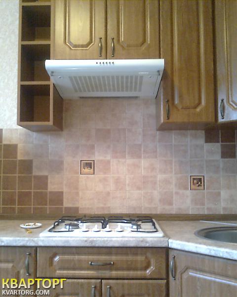 Rent out 2-room apartment. Киев,  Нововокзальная — photo 2