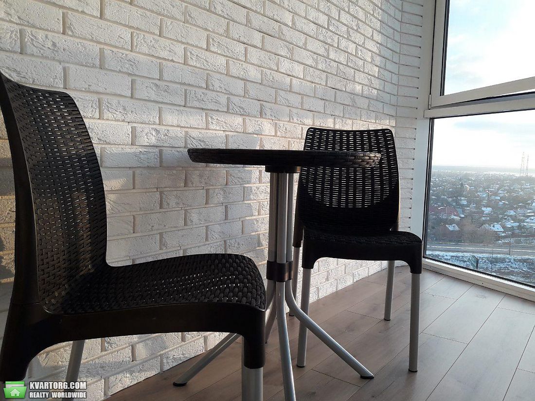 Rent out 2-room apartment. Киев, Заречная — photo 3