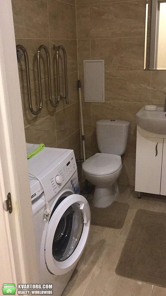 Rent out 1-room apartment. Киев, молодежный — photo 7