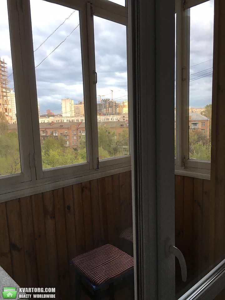 Rent out 2-room apartment. Киев,  Воздухофлотский пр — photo 6