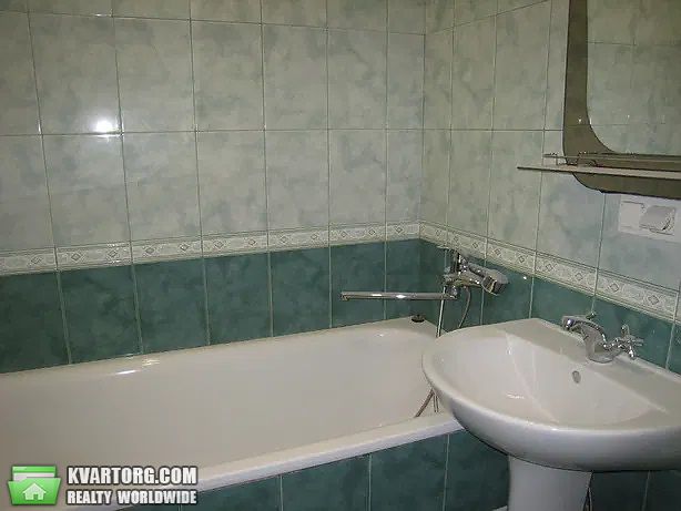 Sell 3-room apartment. Киев,  Олевская — photo 8