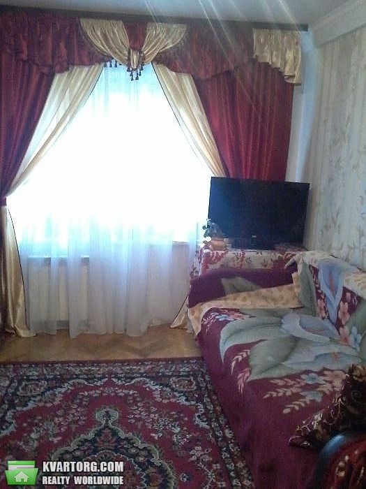 Sell 2-room apartment. Киев,  Пражская — photo 1