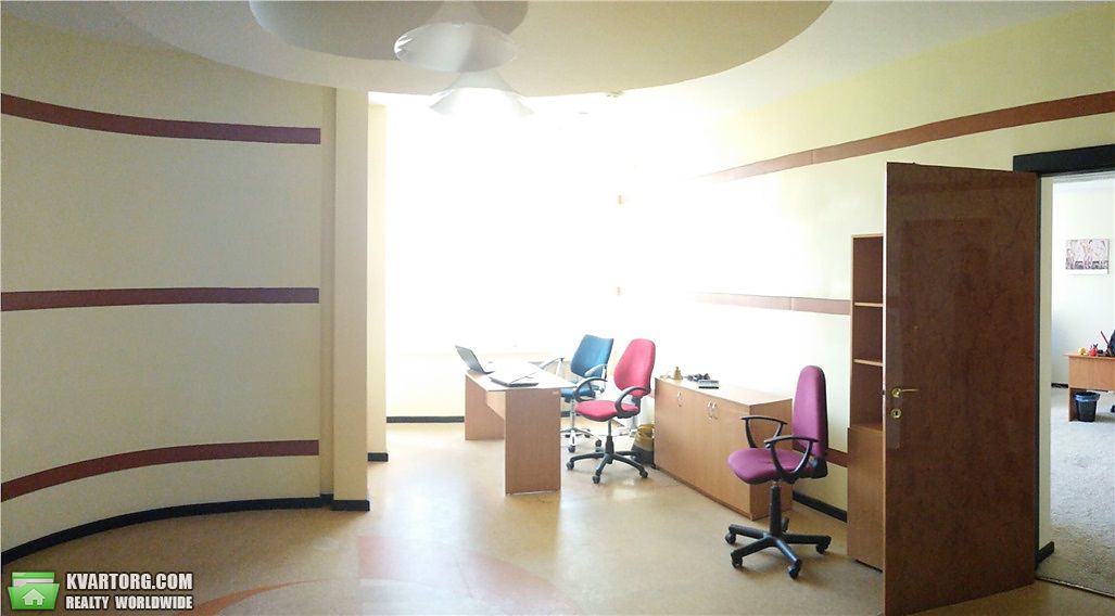 Rent out office. Киев, ул.Голосеевская — photo 1