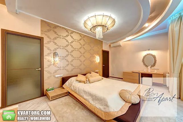 Rent out 3-room apartment. Киев, Анри Барбюса — photo 1