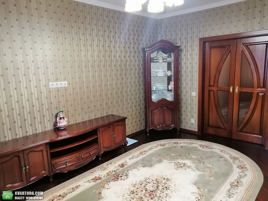 Rent out 3-room apartment. Киев,  Харьковское шоссе — photo 8