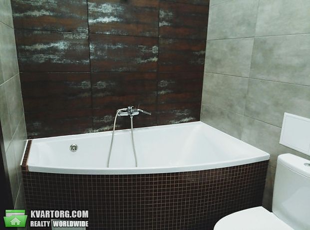 Rent out 2-room apartment. Киев,  Александровская — photo 4