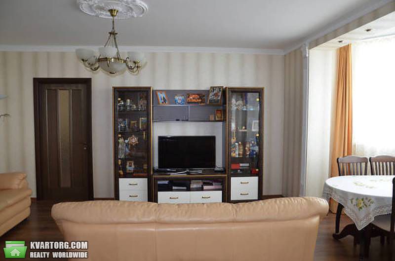 Sell 3-room apartment. Киев,  Львовская — photo 8