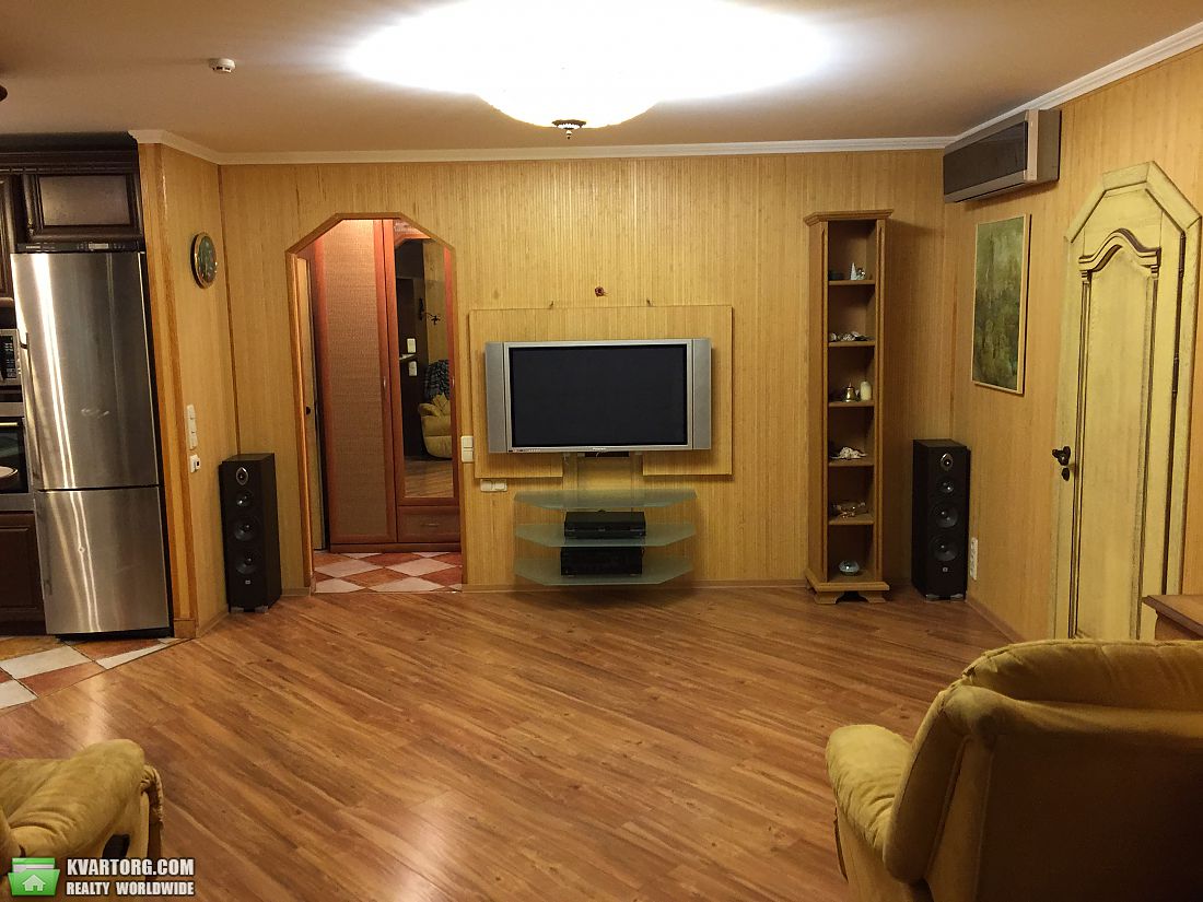 Rent out 3-room apartment. Киев, проспект Ватутина — photo 2