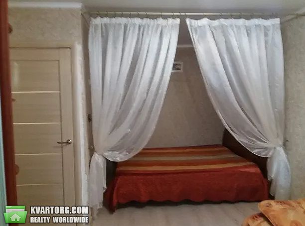Rent out 1-room apartment. Киев, Горловская — photo 1
