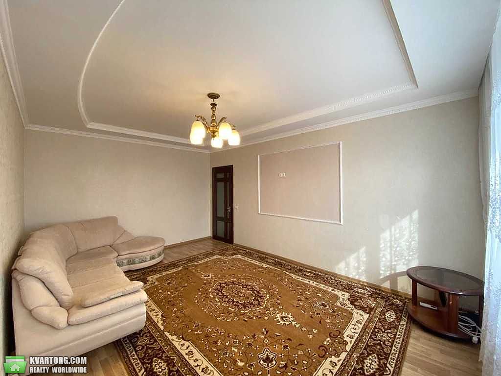 Rent out 2-room apartment. Киев,  Феодосийский пер — photo 3