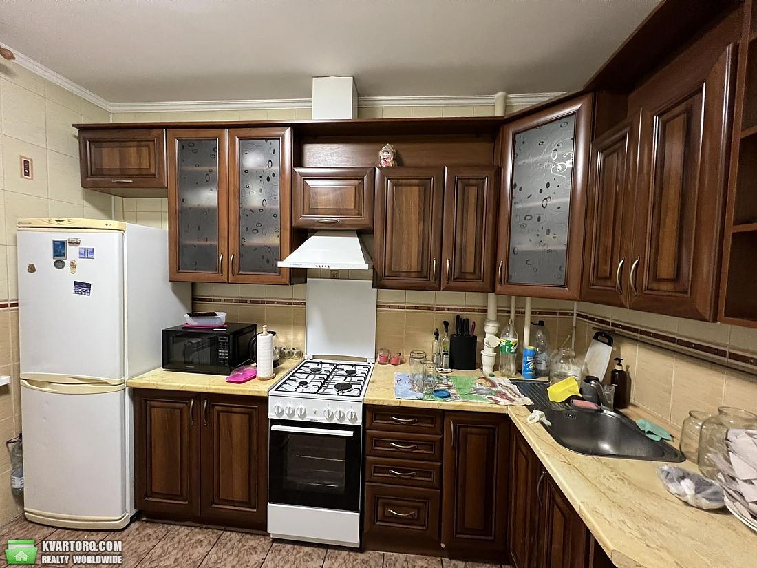 Rent out 3-room apartment. Киев, Стальского — photo 1