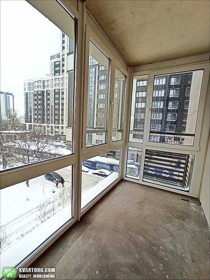 Sell 3-room apartment. Киев,  Златоустовская — photo 1