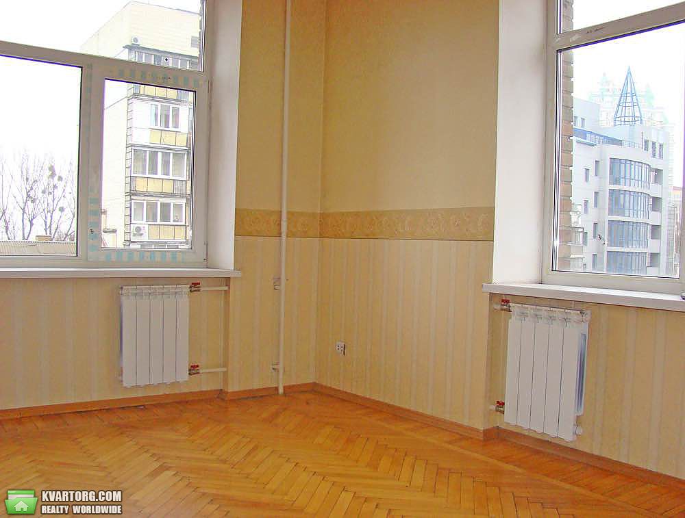 Sell 3-room apartment. Киев,  Артема — photo 3