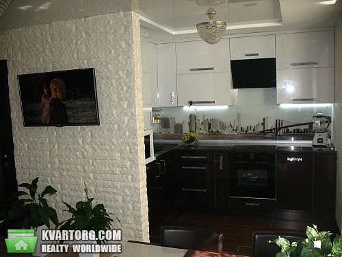 Sell 4-room apartment. Киев, Мира — photo 3