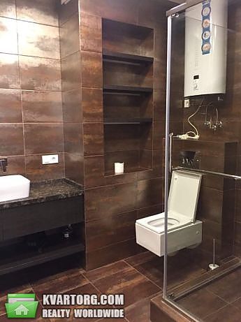 Rent out 2-room apartment. Киев, Валерия Лобоновского — photo 1