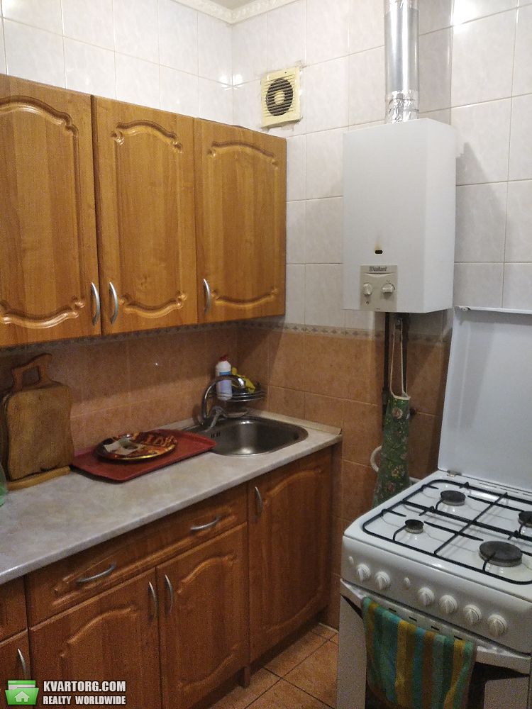 Rent out 2-room apartment. Киев,  Грекова — photo 8