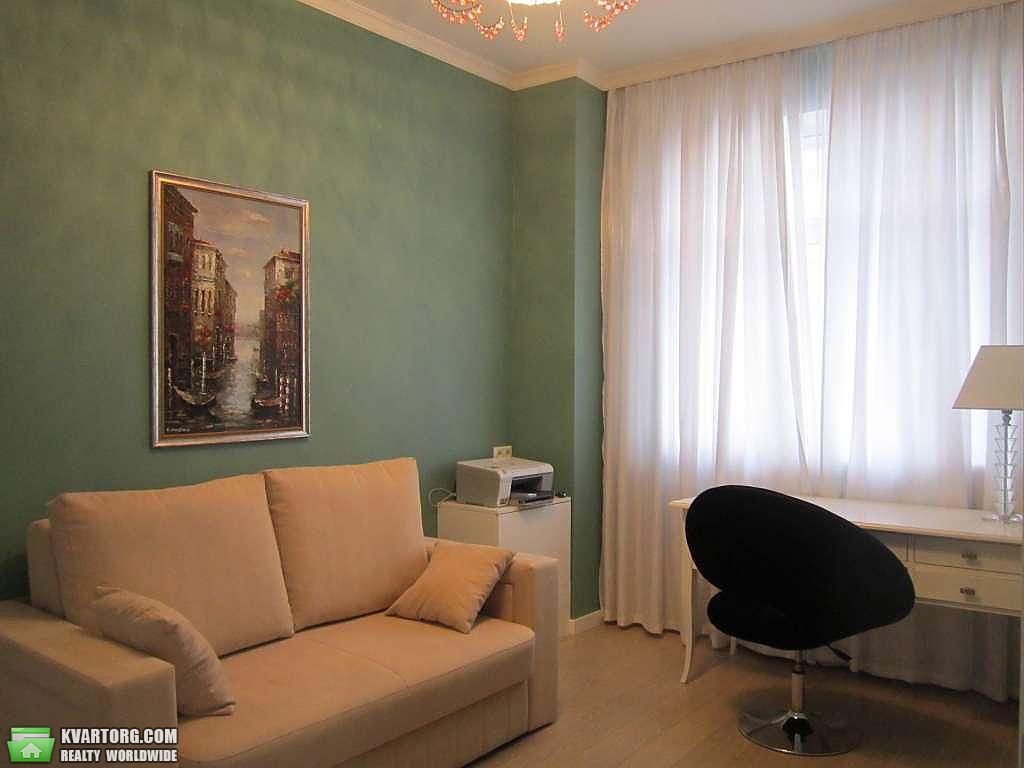 Rent out 3-room apartment. Киев,  Антоновича — photo 7