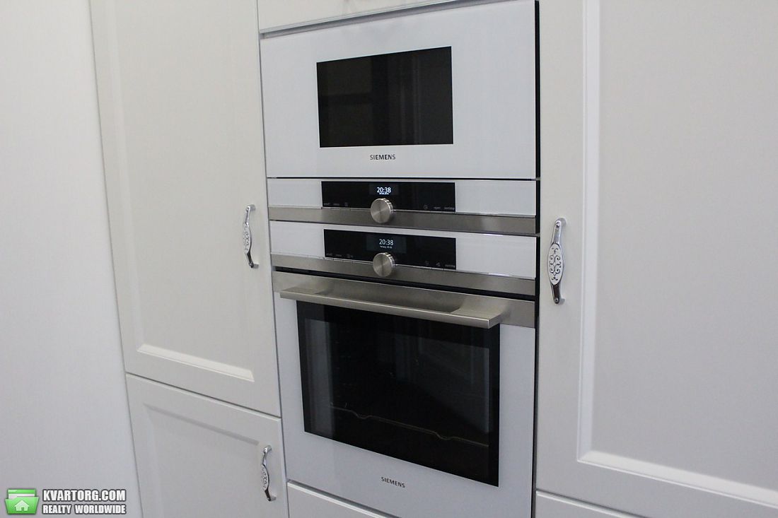 Sell 3-room apartment. Киев,  Ломоносова — photo 1