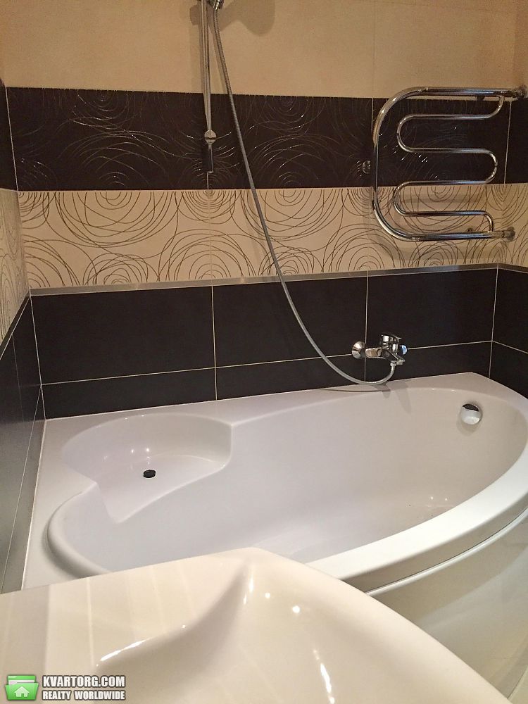 Rent out 1-room apartment. Киев,  Днепровская наб — photo 10