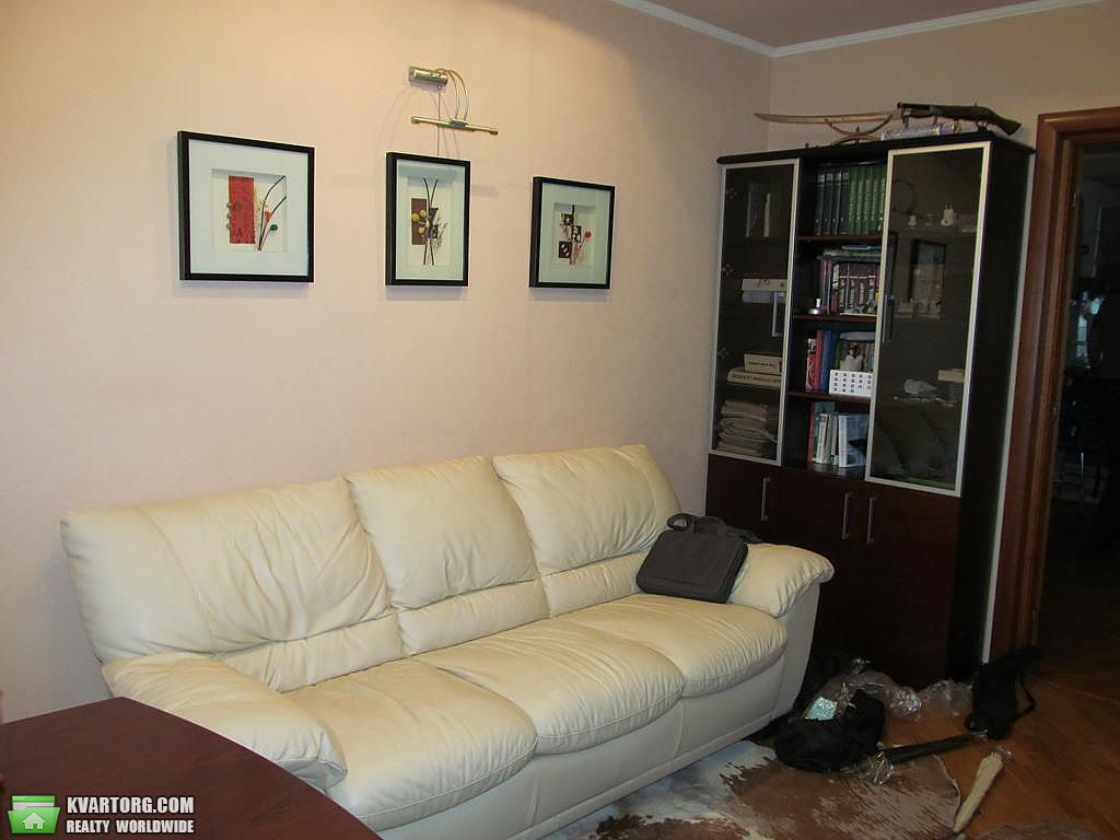 Rent out 4-room apartment. Киев, Бажана — photo 9
