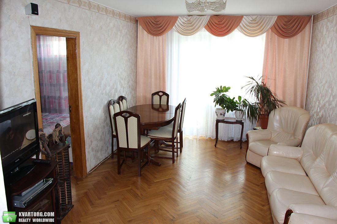 Sell 4-room apartment. Киев,  Гетьмана — photo 2