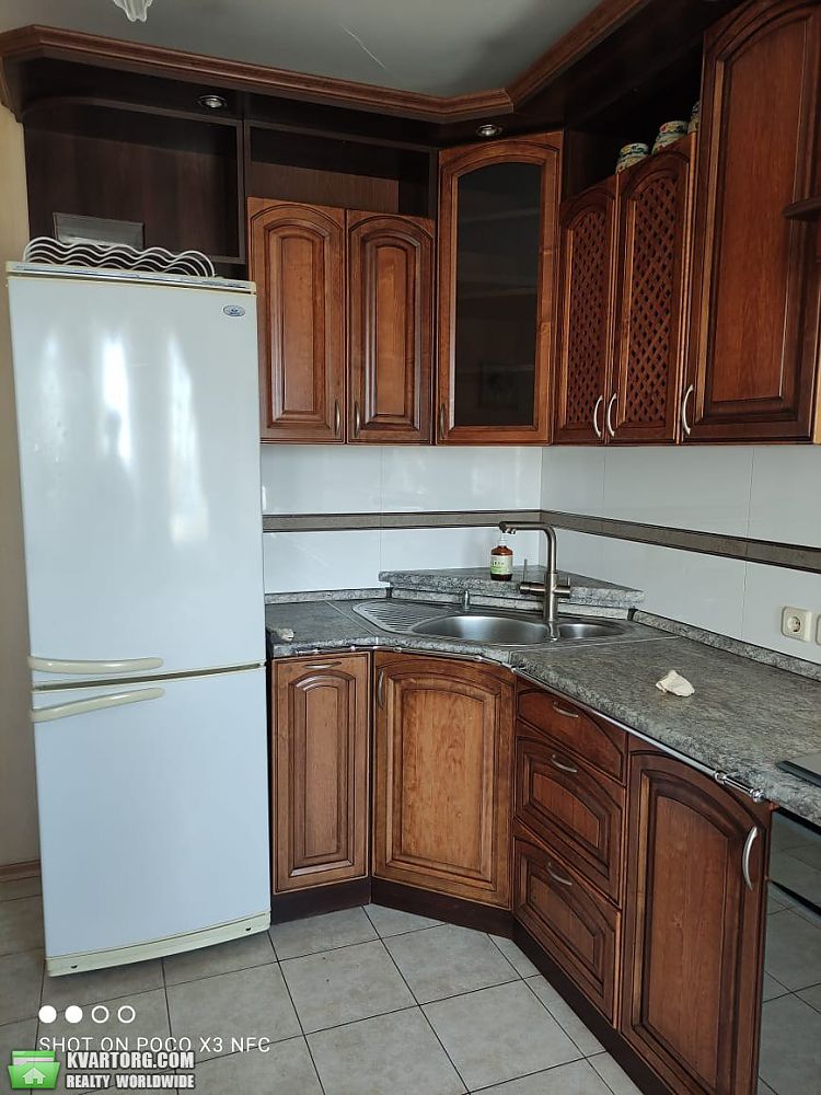 Rent out 2-room apartment. Одесса, Тополевая — photo 1