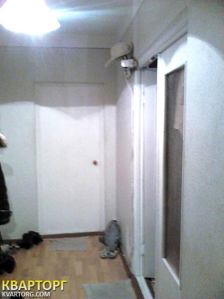 Sell 2-room apartment. Киев, Автозаводская — photo 2